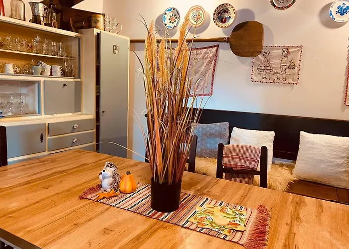 Apartment Main Road Seven